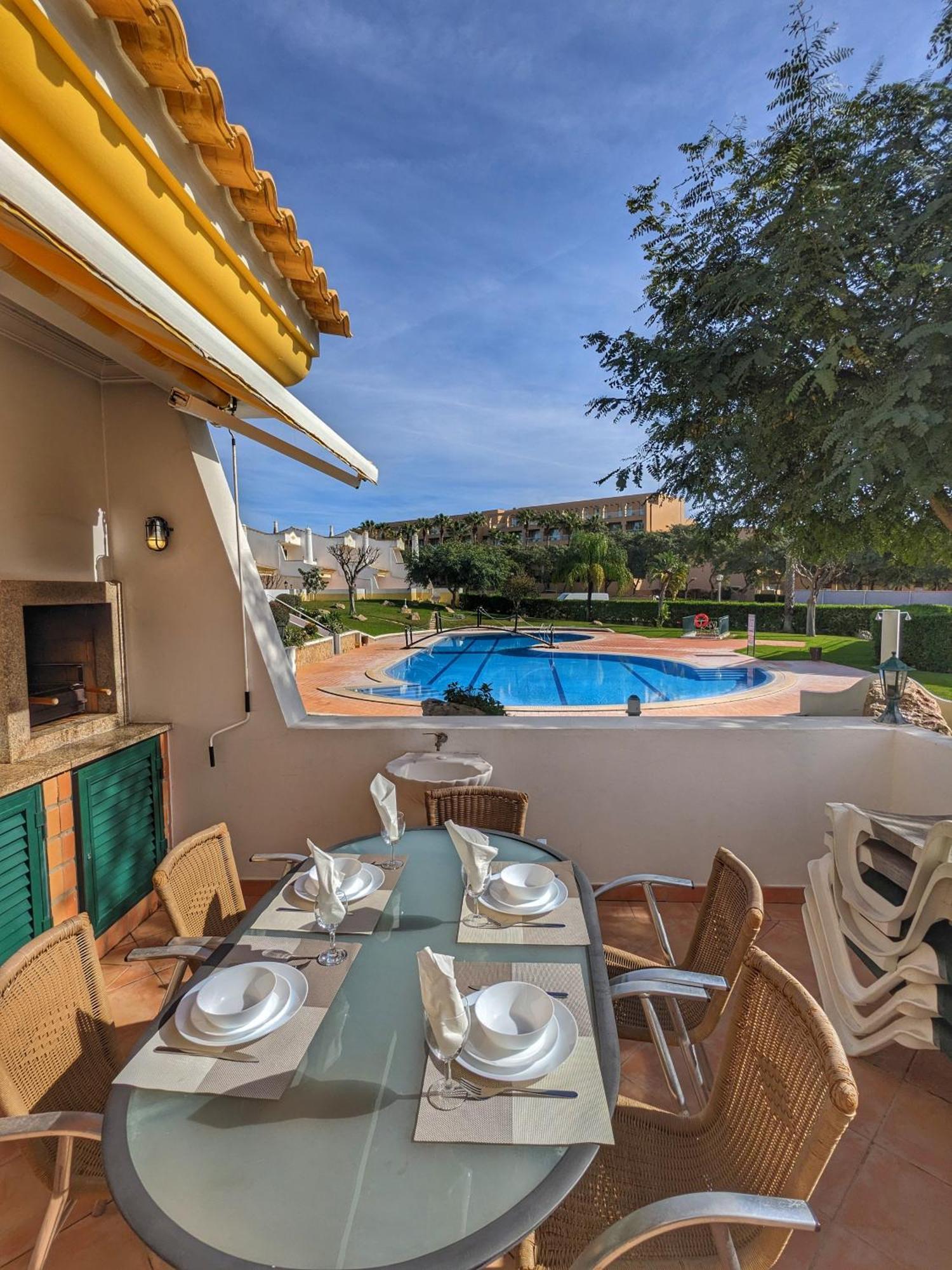 Townhouse 700M From Sao Rafael Beach Albufeira Luaran gambar